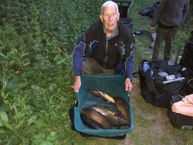 Mick with his Carp from Hurston middle pond